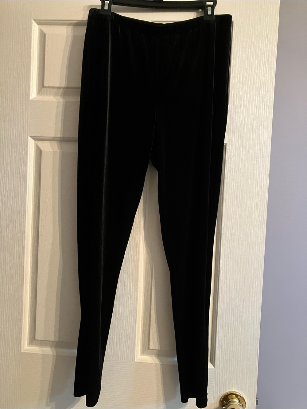 Chico's Black Velvet Straight Leg Pants Size 1